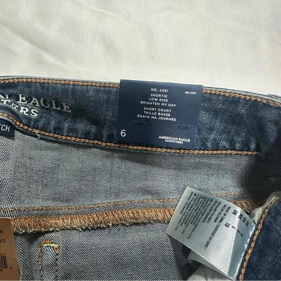 American Eagle Shortie low rise shorts - Picture 4 of 4